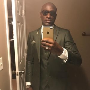 Meet your Posher, Philippe